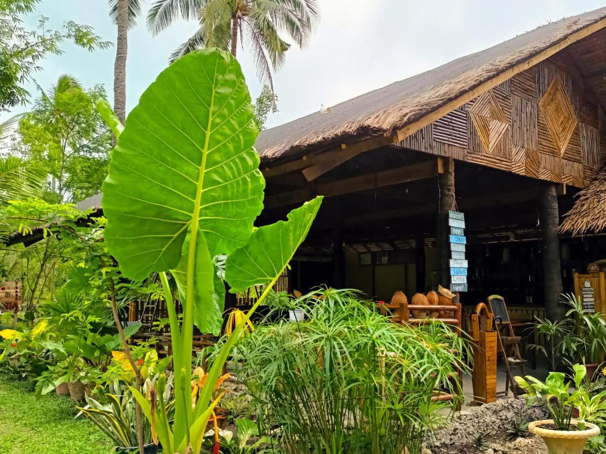 Archery-Asia Nipa Huts Moalboal Exterior photo