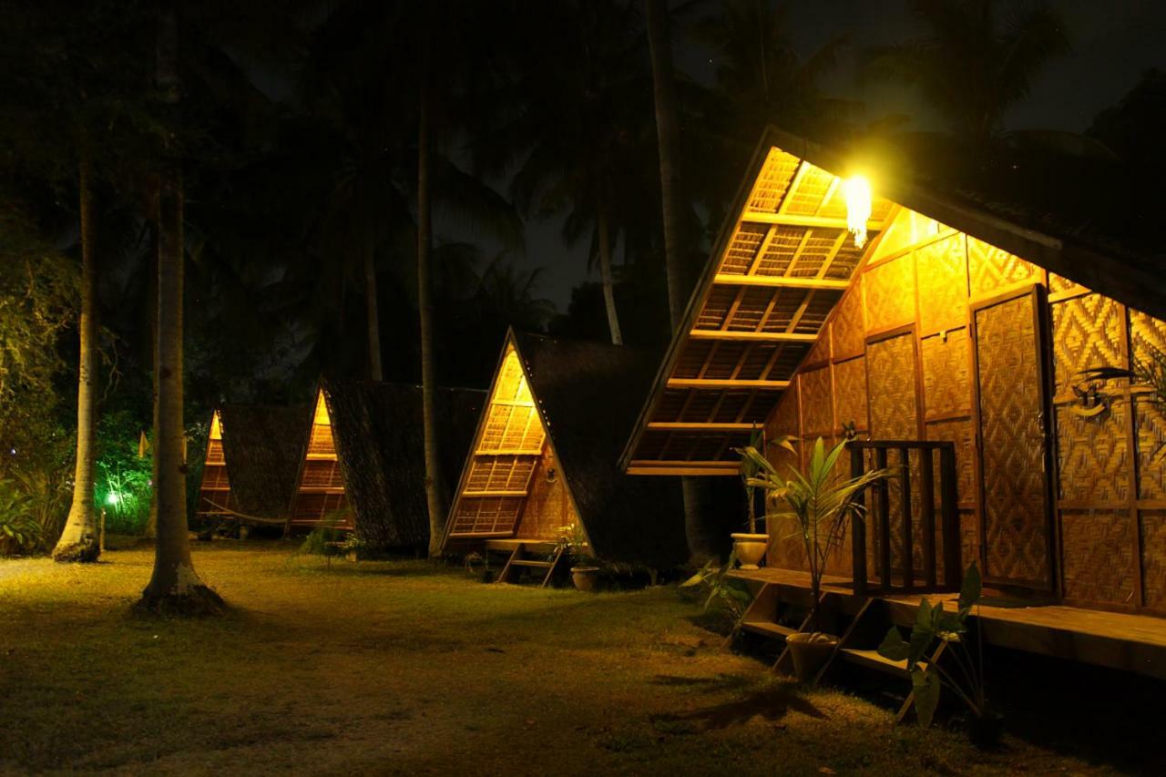 Archery-Asia Nipa Huts Moalboal Exterior photo